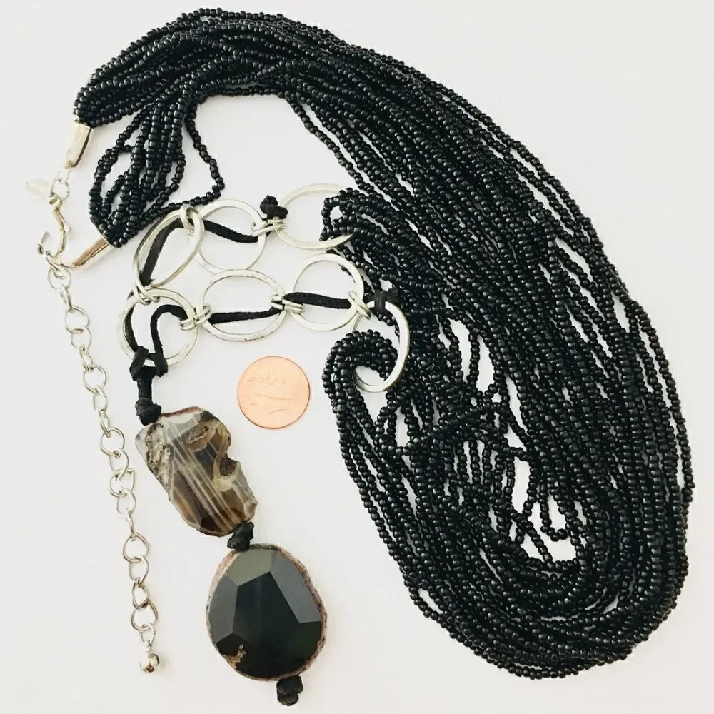 Stunning Chico’s chunky Seed Beads Gemstone Necklace Black Silver 4458